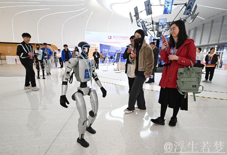 从制造到智造:外国人视角下的中国经济韧性 从制造到智造:外国人视角下的中国经济韧性